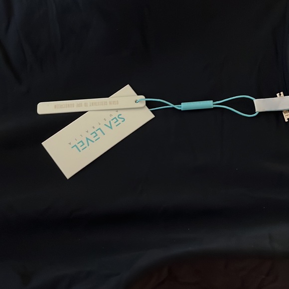 Sea Levels Australia swimsuit - Picture 10 of 12